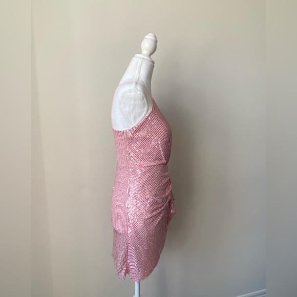 Champaign pink dress in size medium - Picture 3 of 3